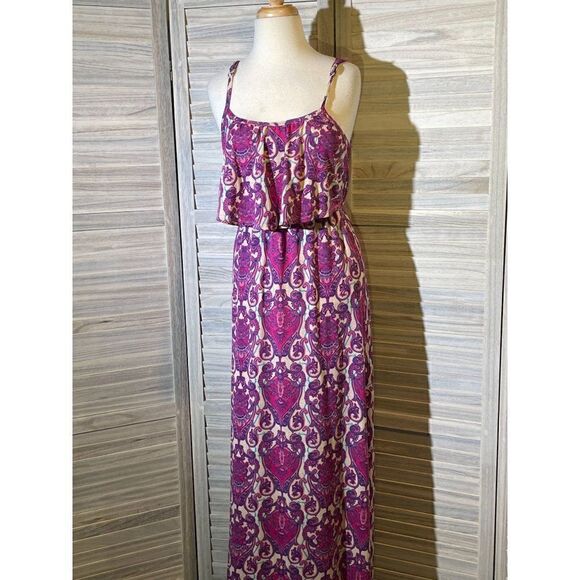 FrancescaâsâAlyaâ
Drapedâ
Sundress - Picture 10 of 16